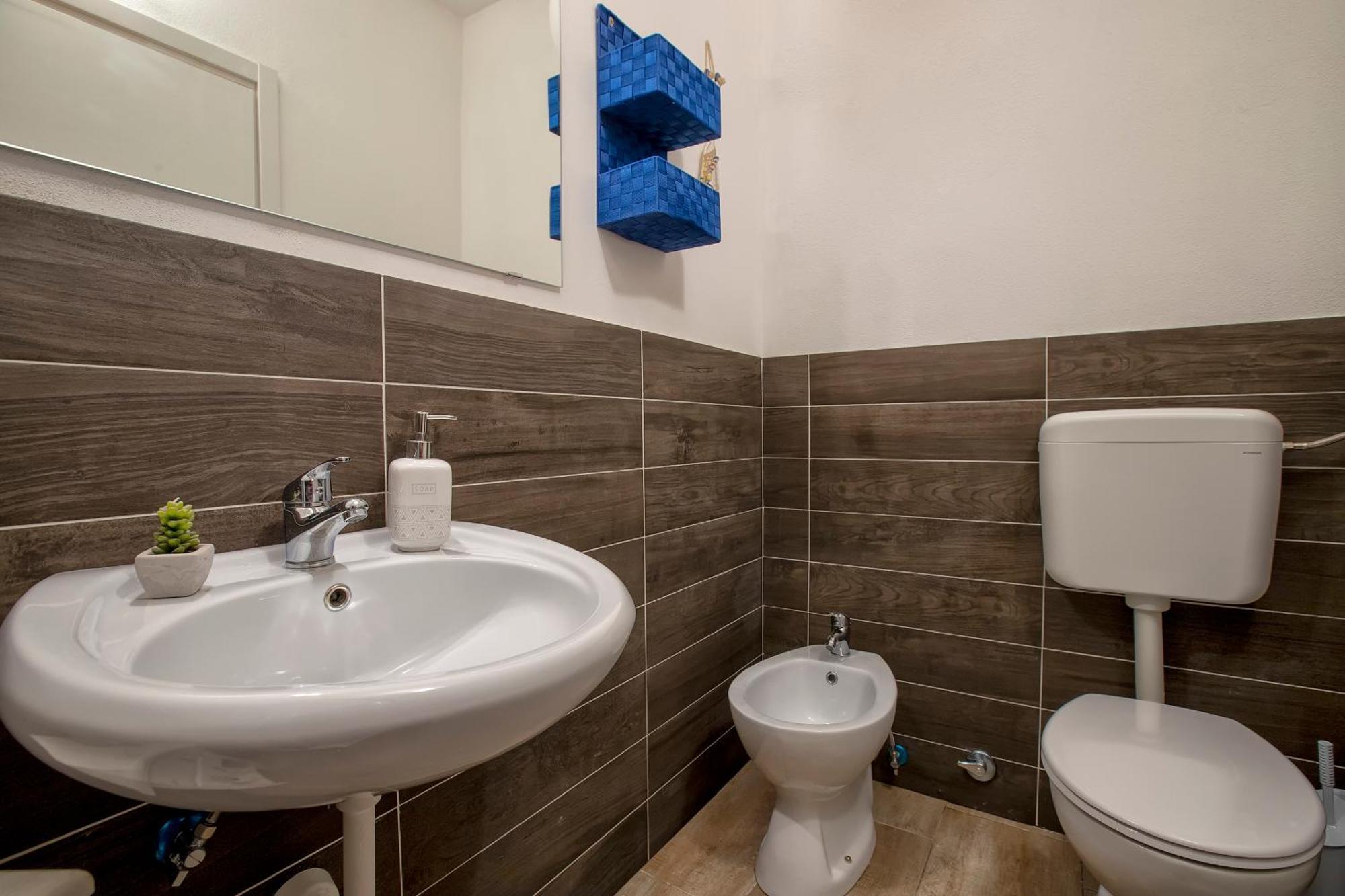 White Star Rooms Self Check-In Affittacamere Alghero Exterior foto